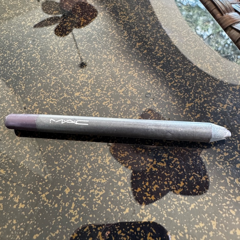 MAC Cosmetics Purple and Silver Eyeliner